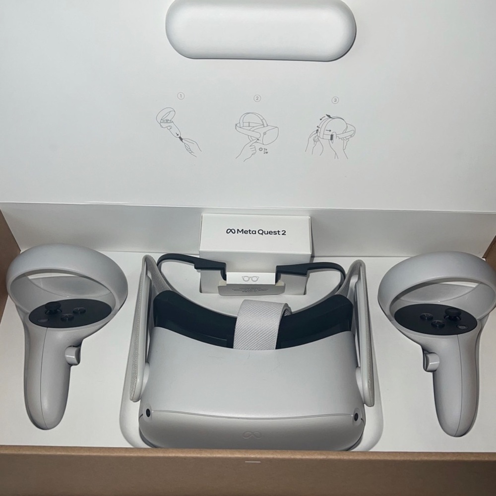 Meta Quest 128GB - Original Box + Accessories Included